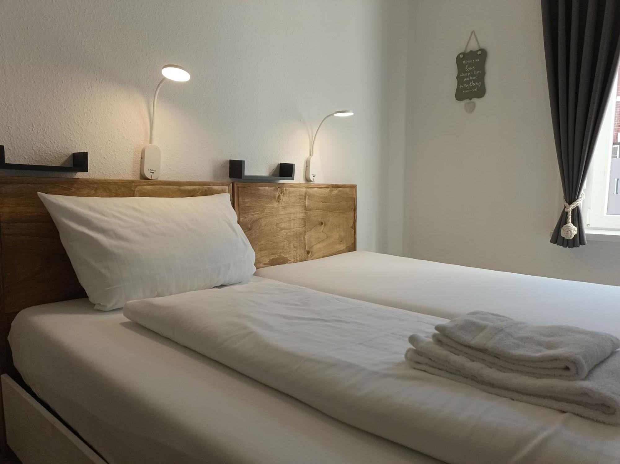 Mooi Hotel Garni Friedrichstadt Exterior photo